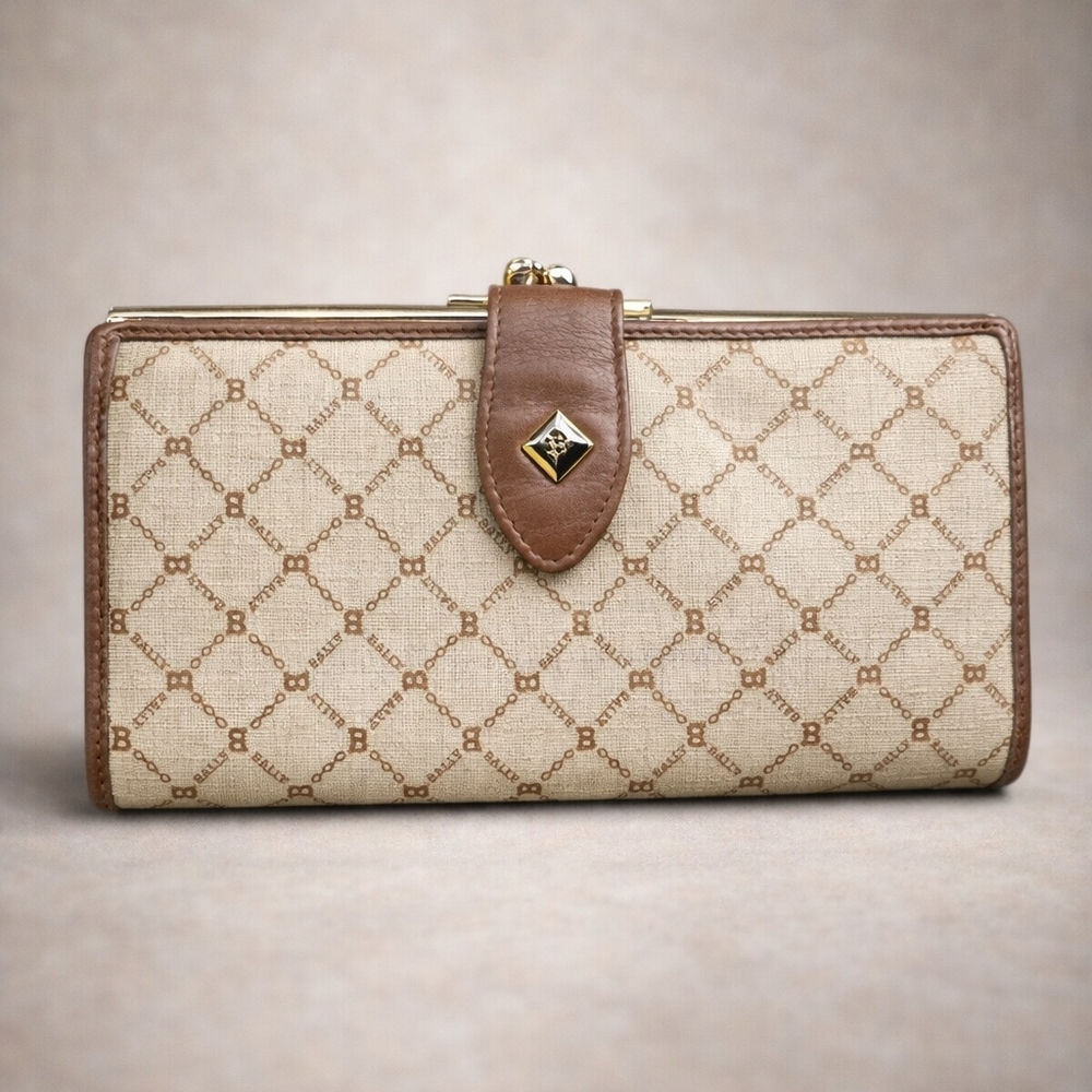 Vintage Bally Kisslock Wallet Clutch